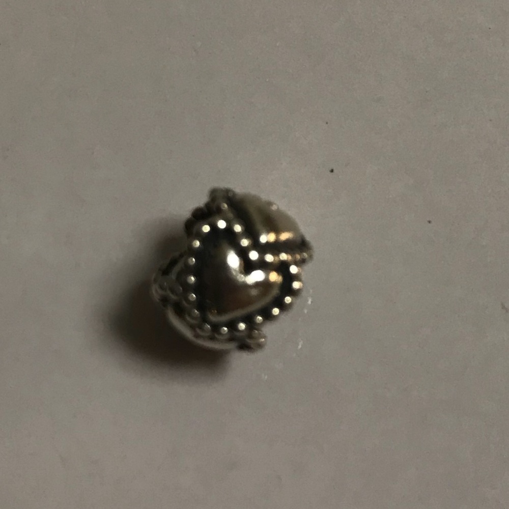 Heart Pandora charm